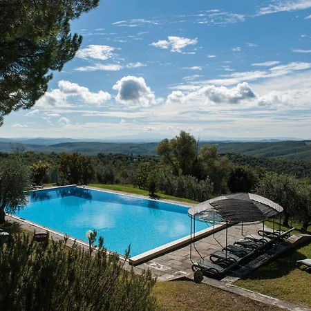 Casa Vacanze Villa Giusterna Monte Benichi Exterior foto