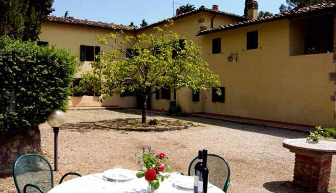 Casa Vacanze Villa Giusterna Monte Benichi Exterior foto