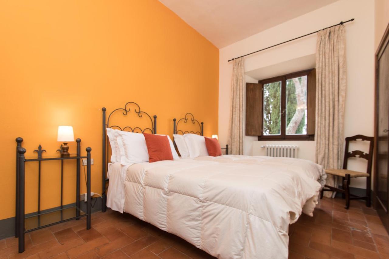 Casa Vacanze Villa Giusterna Monte Benichi Exterior foto