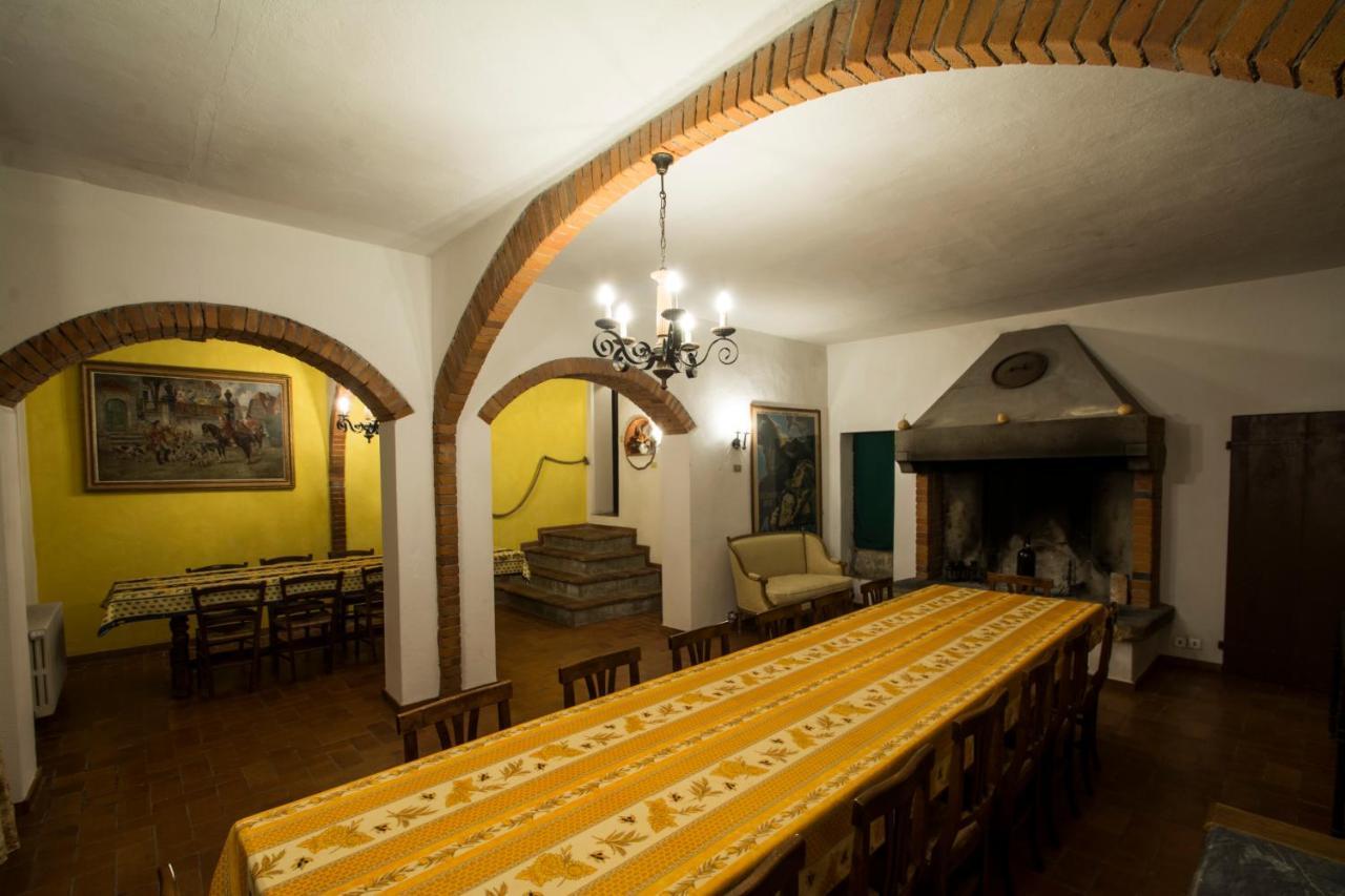 Casa Vacanze Villa Giusterna Monte Benichi Exterior foto